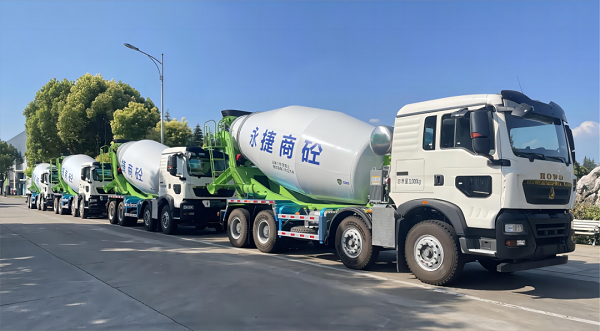 【重卡新聞】4月重卡銷8.7萬(wàn)輛！二季度“開(kāi)場(chǎng)”實(shí)現(xiàn)正增長(zhǎng)！