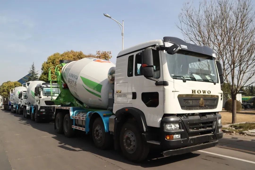 【重卡新聞】十月國(guó)內(nèi)重卡銷(xiāo)量公布！全年總銷(xiāo)量或?qū)⒍ǜ?8萬(wàn)輛！