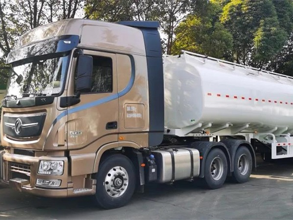 30臺(tái)凌宇罐車(chē)出口非洲，降本增效看得見(jiàn)！