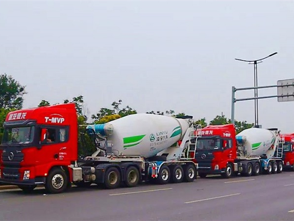 天氣炎熱，交付火熱，中集凌宇半掛攪拌車實力圈粉，“熱度”不減！