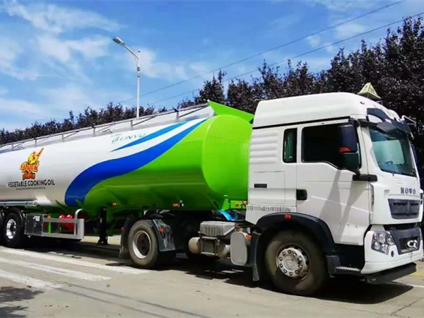 顏值實力雙在線，出口罐車很搶眼！